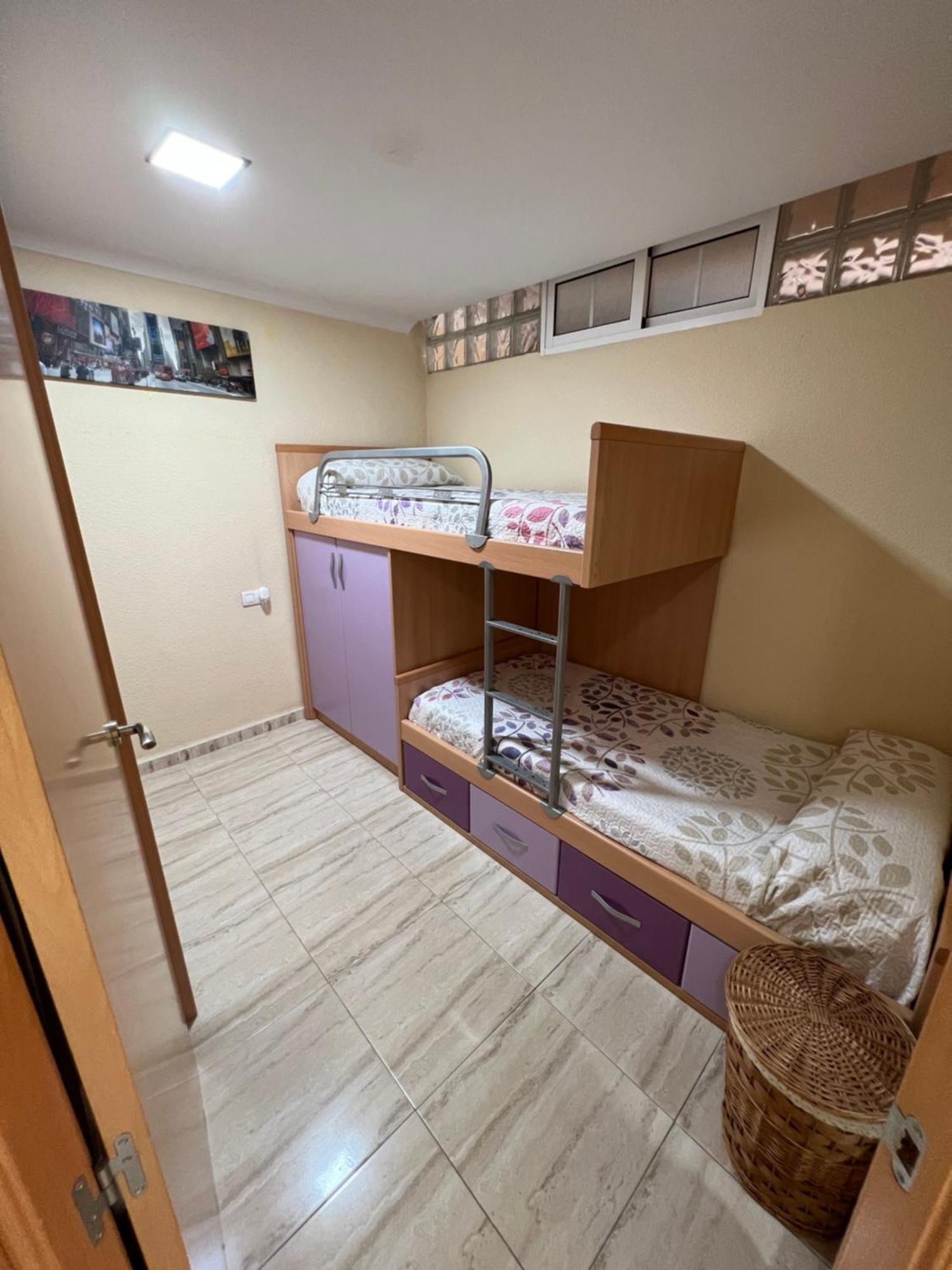 Apartamento Piramides Калета Де Велес Екстериор снимка